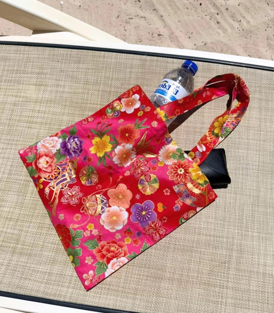 Tote bags