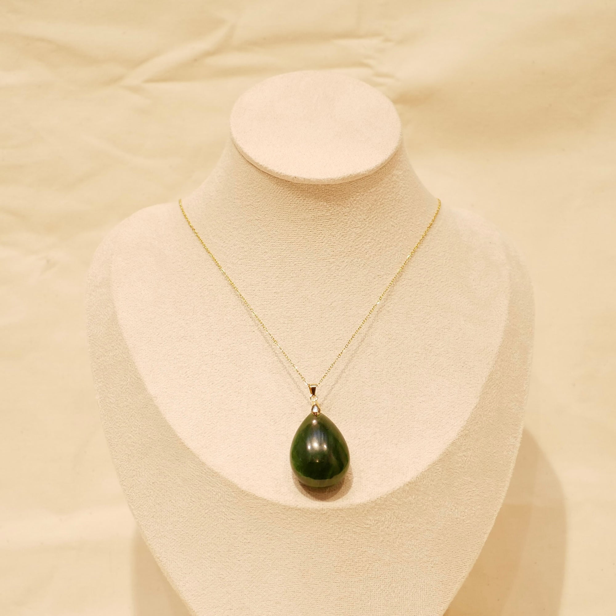 Collier Camélia - Jade Nephrite