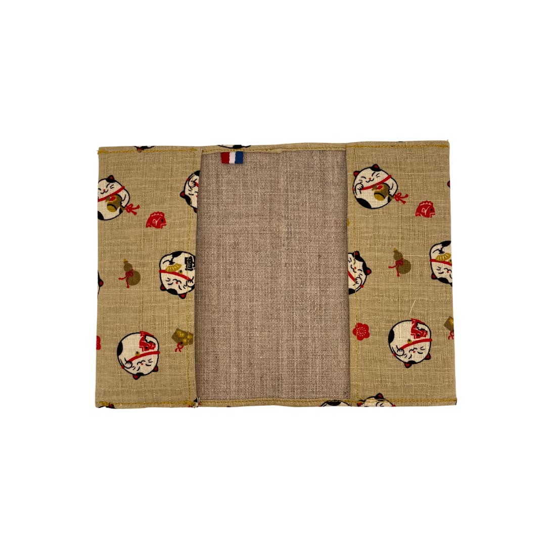Protège-passeport artisanal en tissu japonais – Chats
